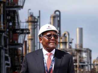 Aliko Dangote Offers To Sell Oil Refinery To FG-Owned NNPC