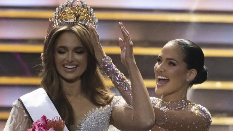 South Africa Crowns First Deaf Woman As Miss South Africa