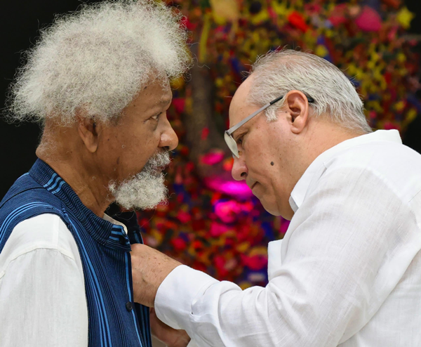 Cuban President Confers National Medal Of Honour On Soyinka