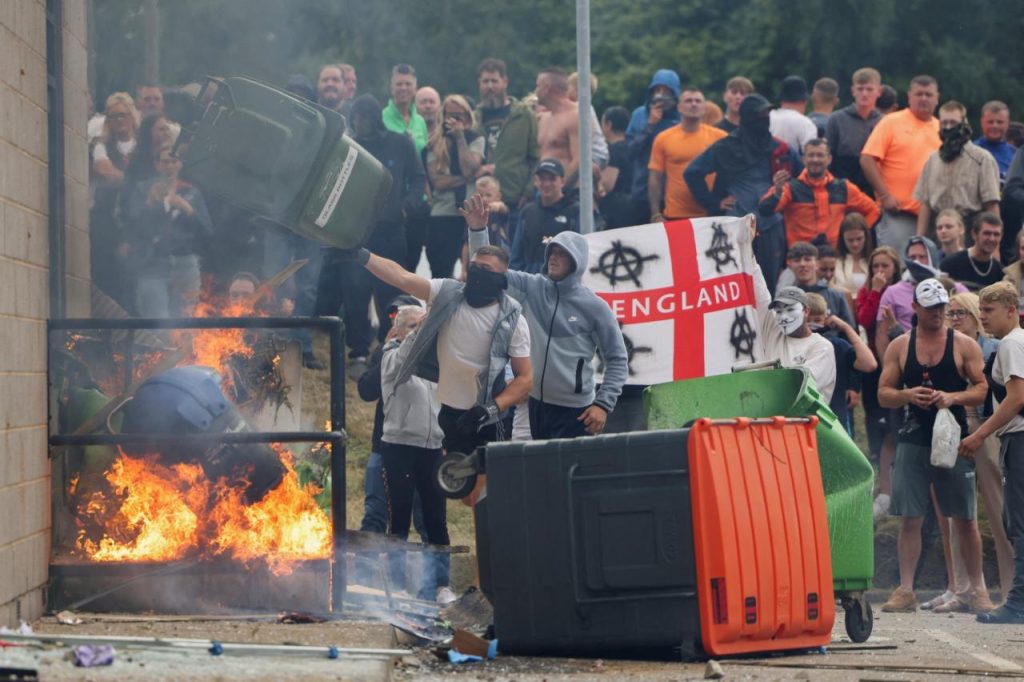 Protesters Break Into Hotel Housing Asylum Seekers In The UK (Photos)