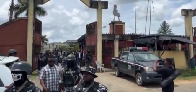 Police Storm Rivers State Local Government Areas, Patrol Secretariats